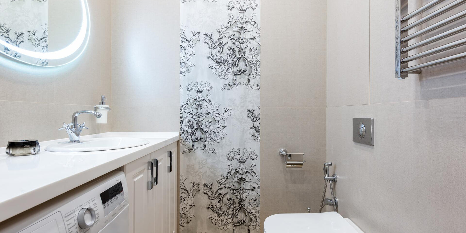 Where-to-Put-Toilet-Paper-Holder-in-Small-Bathroom