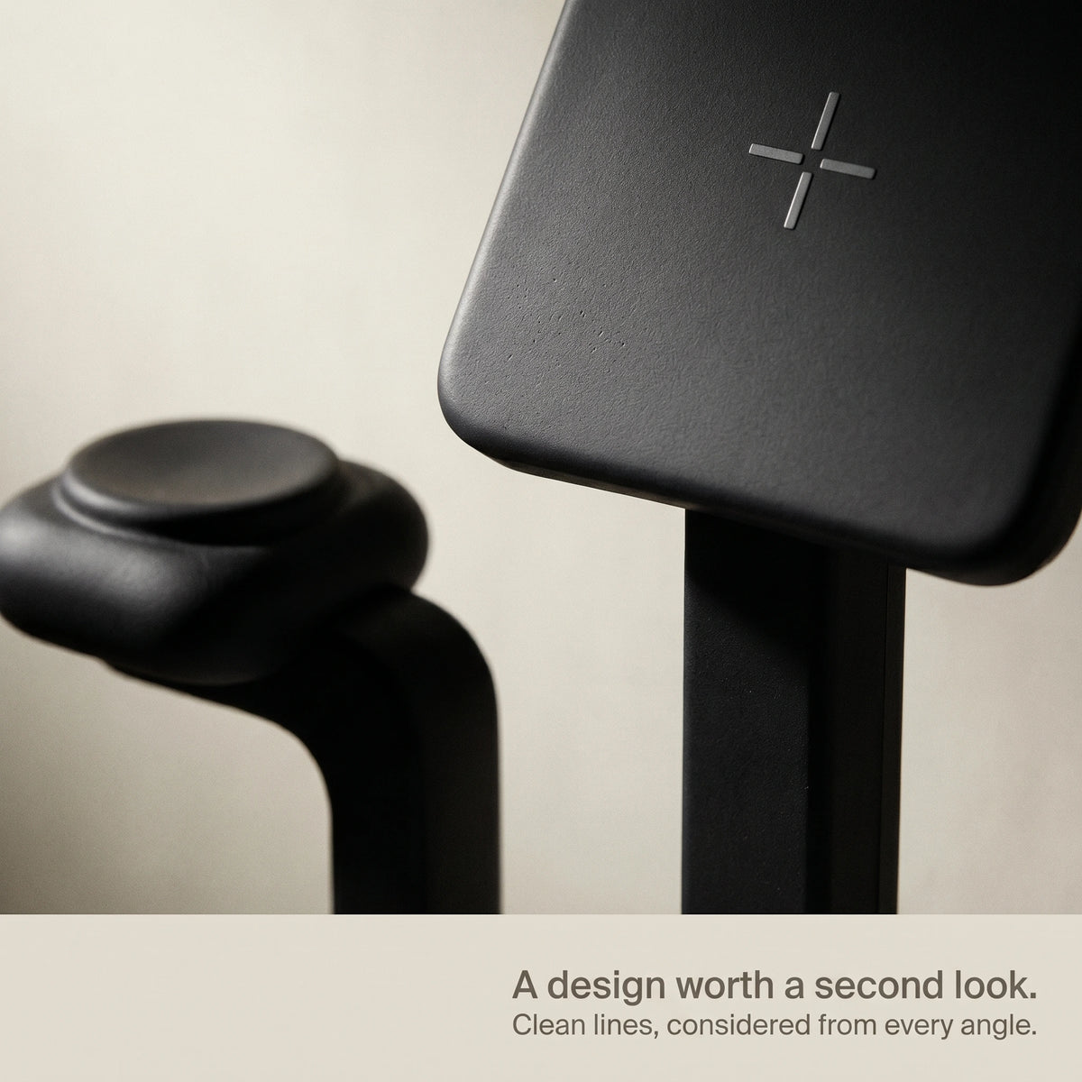 The Square — Wood-Look Wireless Charger Stand 30W