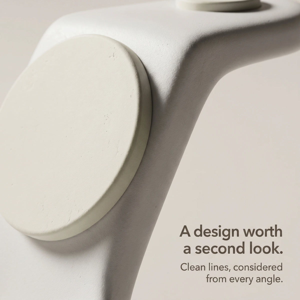 Pelican Wood-Look Wireless Charger Stand