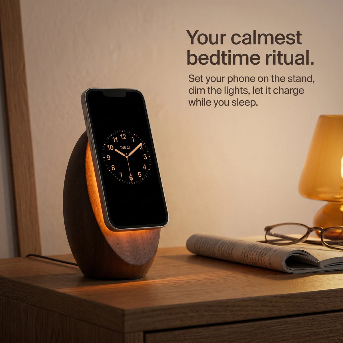 Egg Wireless Charger — Minimalist Desk Charger