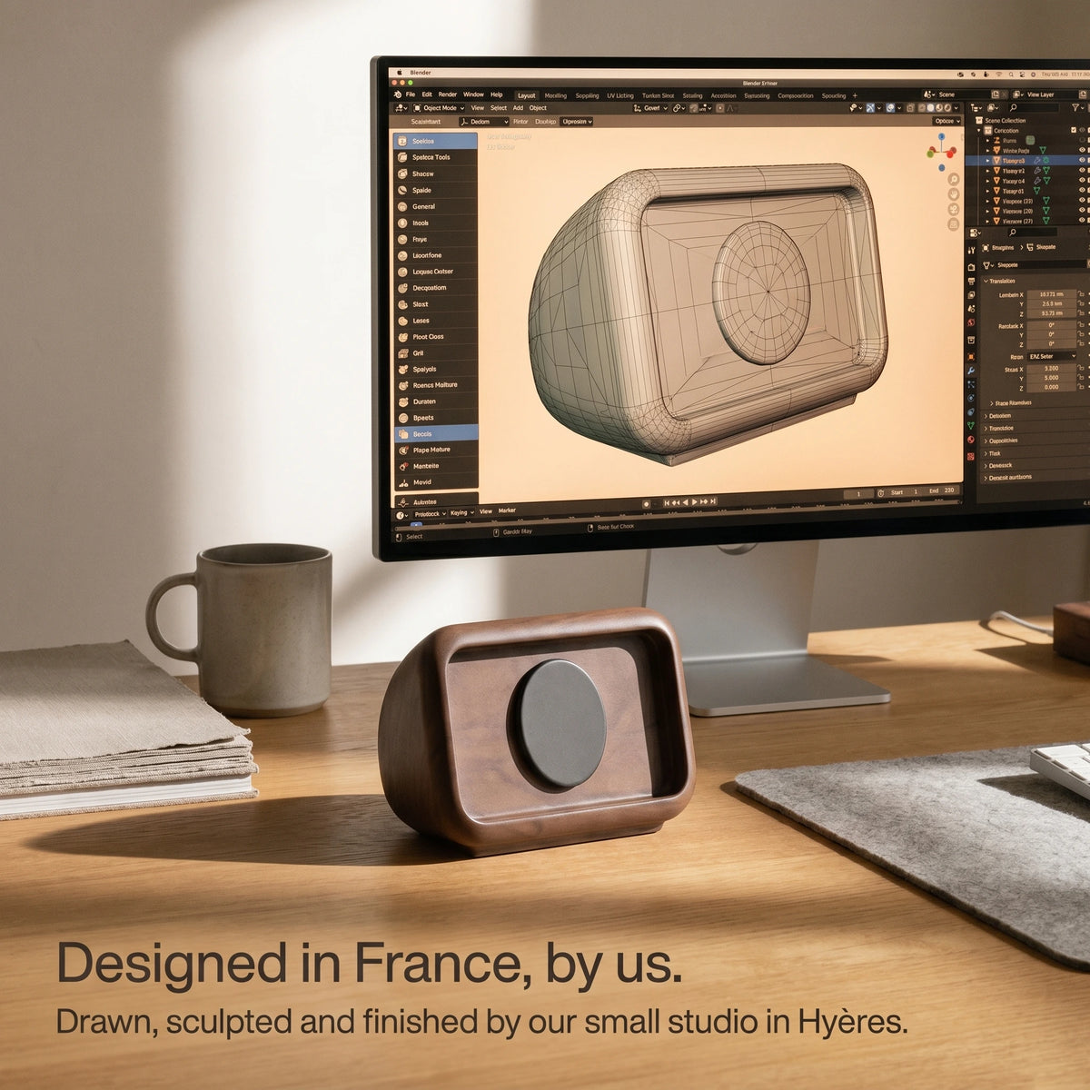 Retro Clock MagSafe Stand — Wood-Look Phone Dock