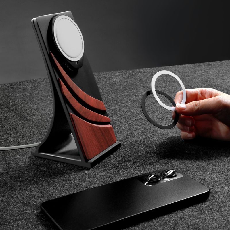 RedWood MagSafe Phone Charging Stand