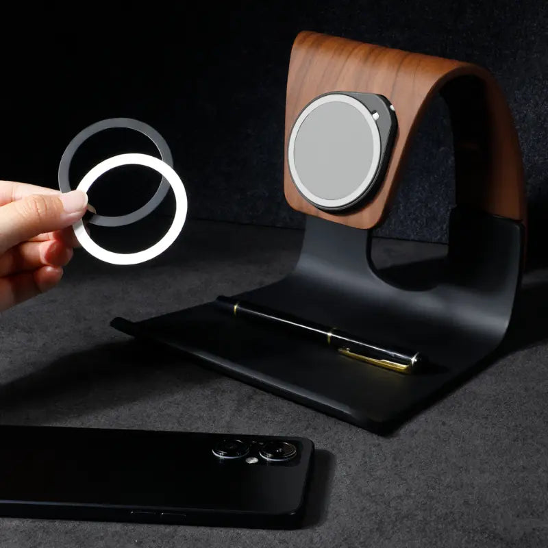 RidgeStand Wood-Look MagSafe Phone Stand