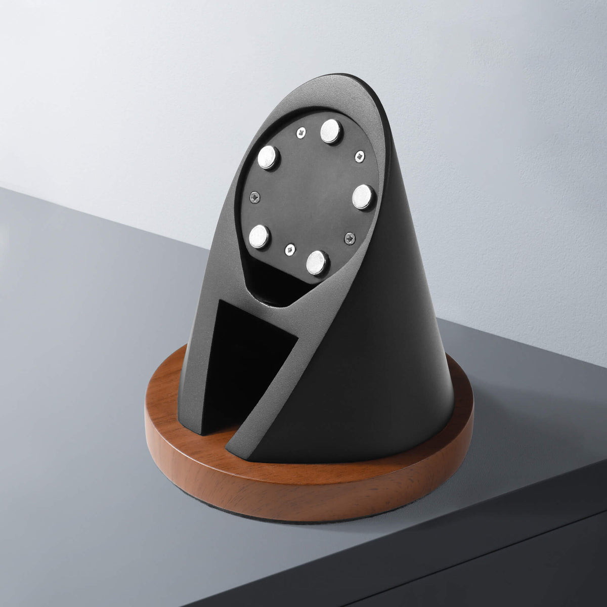 Lighthouse MagSafe Stand — Wood-Look iPhone Charger
