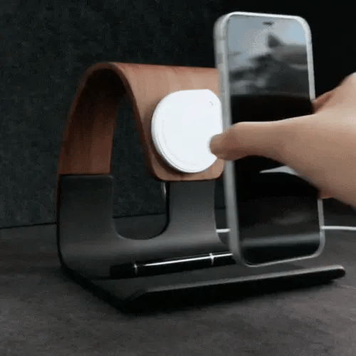RidgeStand Wood-Look MagSafe Phone Stand