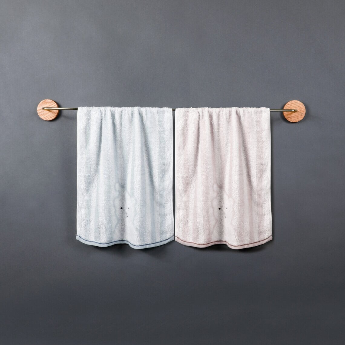 Wood & Brass Towel Rack Wall Mounted Set — Bathroom & Kitchen