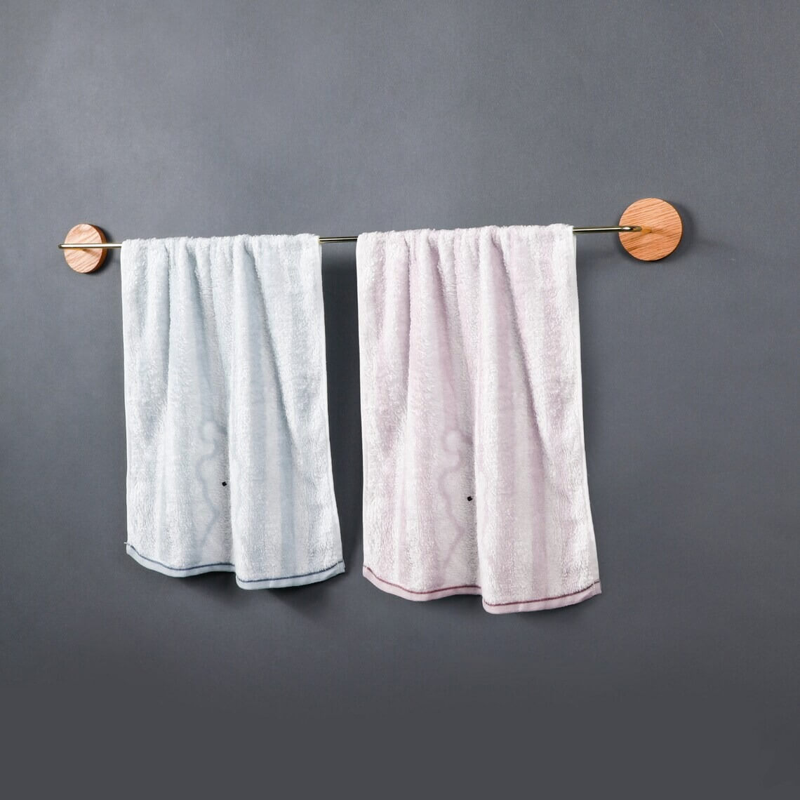 Wood & Brass Towel Rack Wall Mounted Set — Bathroom & Kitchen