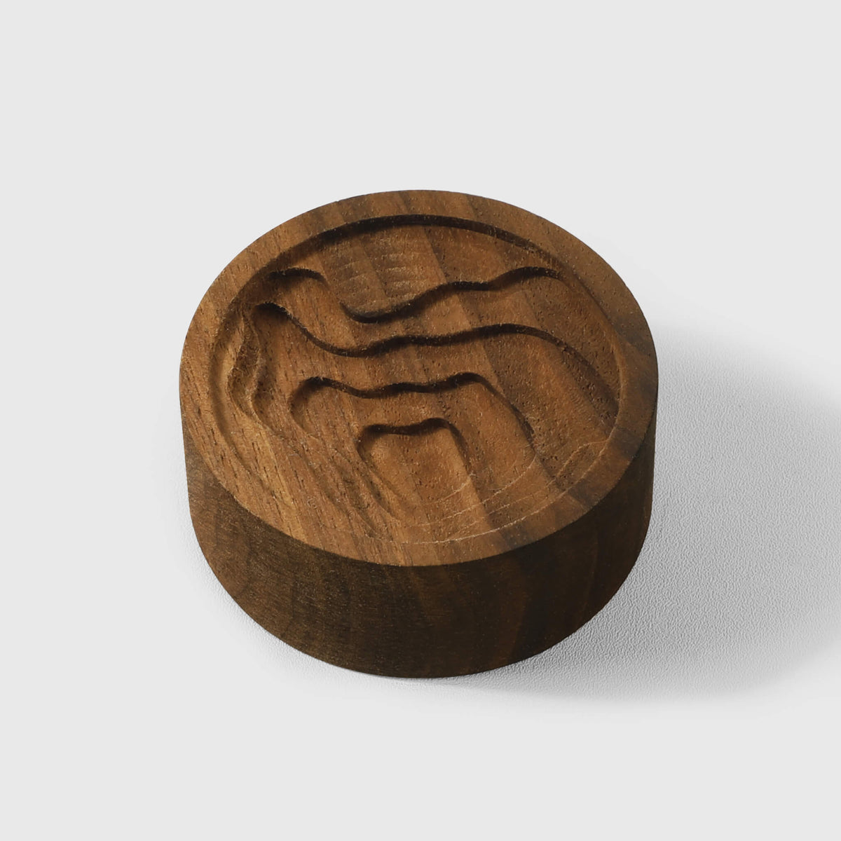 Wood Essential Oil Diffuser — Leo Pattern, Natural Wood